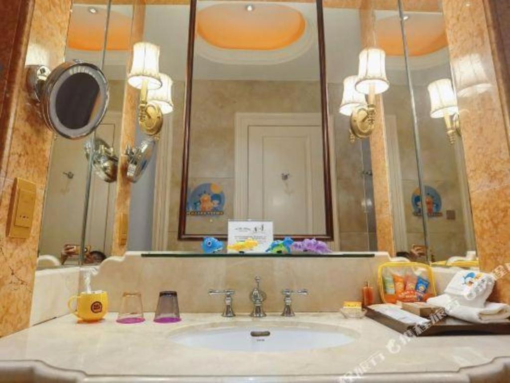 Dragon Lake Princess Hotel Guangzhou Exterior photo