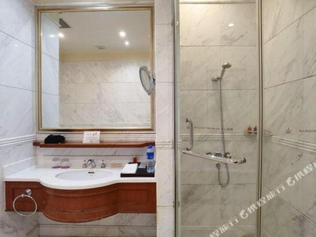 Dragon Lake Princess Hotel Guangzhou Exterior photo